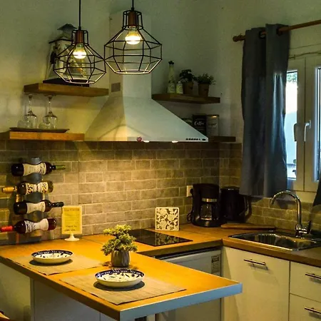 Golden Mile Studio-apartment Appartement Ýpsos